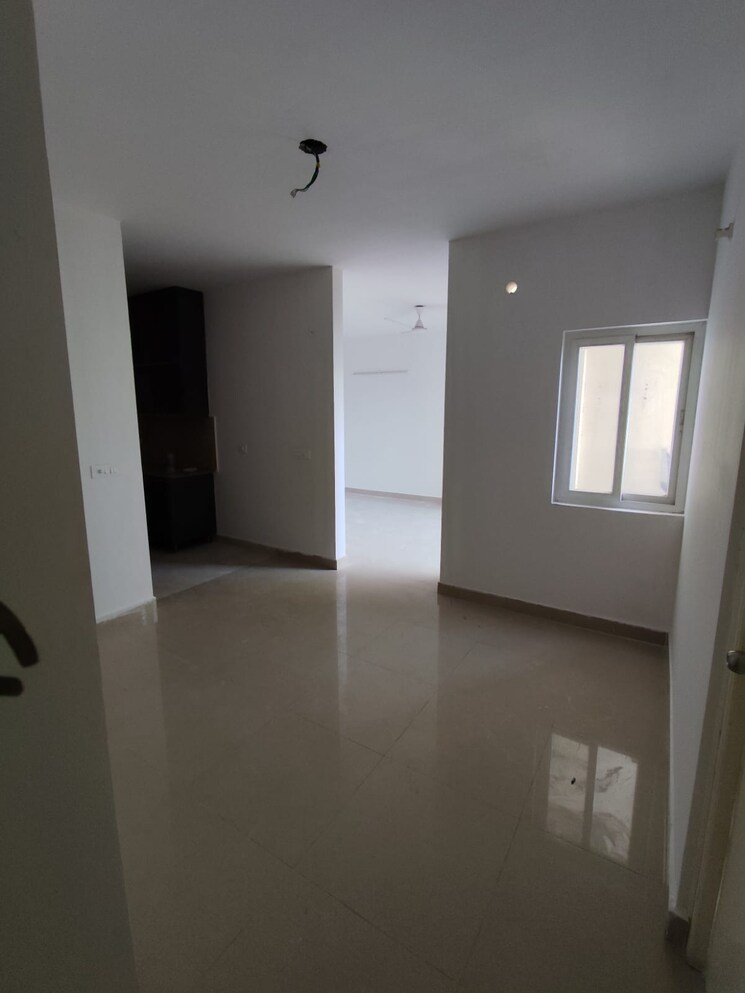 Room, sushant golf city 3 Bedroom 1600 Sq.Ft. Apartment In Sushant Golf City Lucknow 9123851