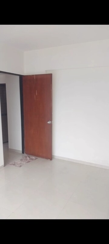 Room in 1 BHK Apartment at HDIL Dreams, Bhandup West – for Rent