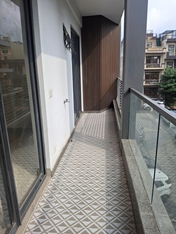 Balcony in 3 BHK Builder Floor at Sector 46 – for Sale