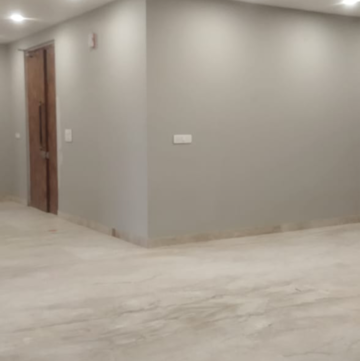 Room in 4 BHK Builder Floor at Eros Rosewood City, Rosewood City – for Rent