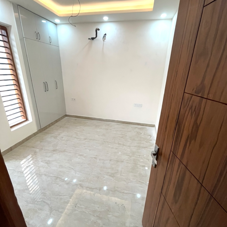 Master Bedroom, sector 11 4 Bedroom 500 Sq.Yd. Builder Floor In Sector 11 Faridabad 9124043