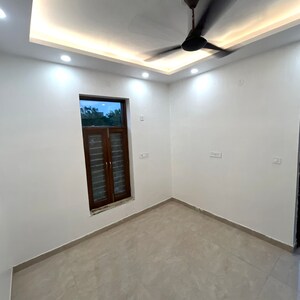 Room in 4 BHK Builder Floor at Sector 11 – for Sale