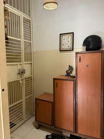Living Room in 1 BHK Apartment at Ganesh Apartment Narayan Peth, Narayan Peth – for Rent