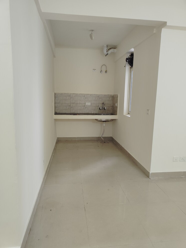 Room, suncity-avenue-76 2 Bedroom 682 Sq.Ft. Apartment In Sector 76 Gurgaon 9124049