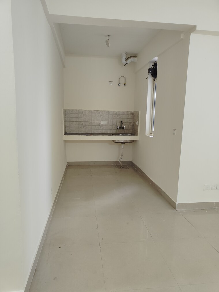 Room, suncity-avenue-76 2 Bedroom 682 Sq.Ft. Apartment In Sector 76 Gurgaon 9124049