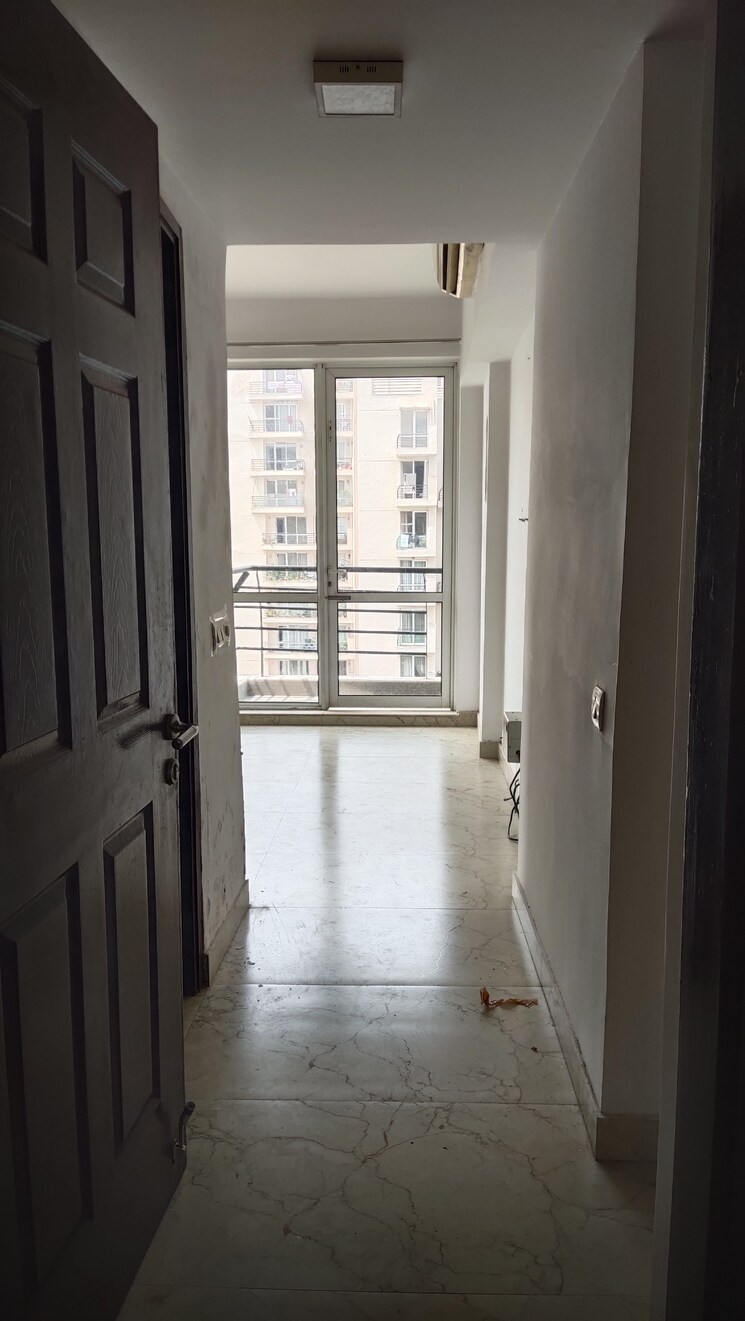 Living Room, unitech-escape 3 Bedroom 2066 Sq.Ft. Apartment In Sector 50 Gurgaon 9124129