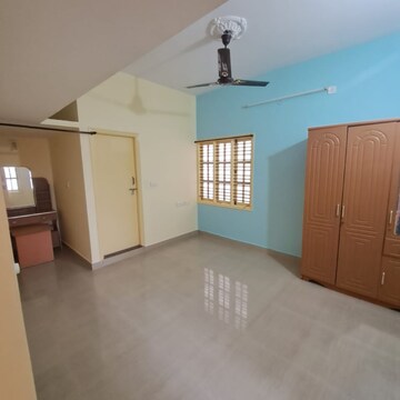 Room in 4 BHK Independent House at Basaveshwara Nagar – for Rent