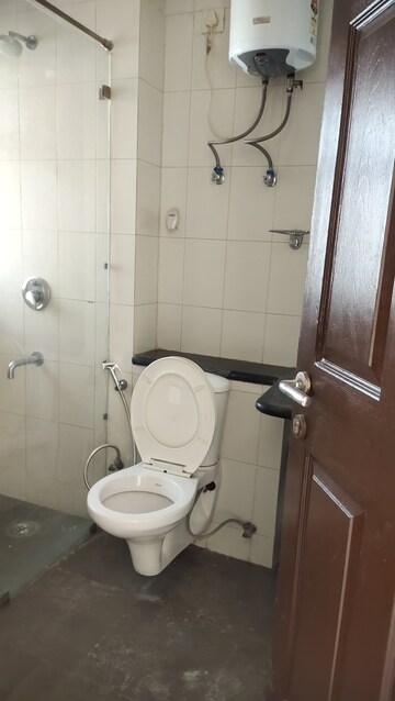 Bathroom in 3 BHK Apartment at Unitech Escape, Sector 50 – for Sale