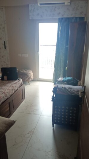 Living Room in 3 BHK Apartment at Gulshan Botnia, Sector 144 – for Rent