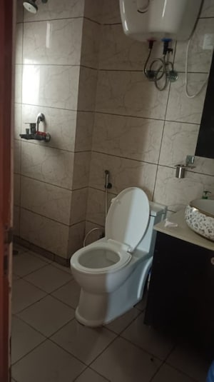 Bathroom in 3 BHK Apartment at Gulshan Botnia, Sector 144 – for Rent
