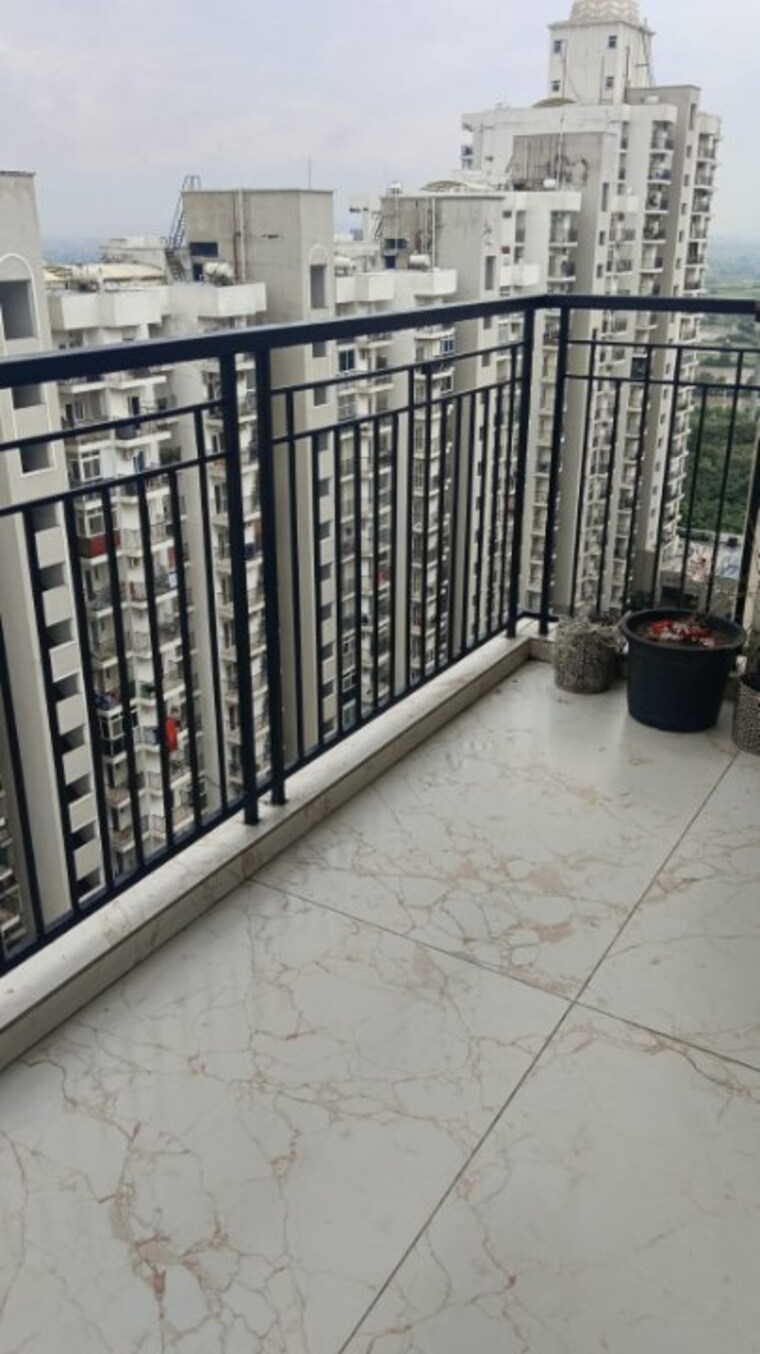 Balcony, gulshan-botnia 3 Bedroom 1370 Sq.Ft. Apartment In Sector 144 Noida 9118349