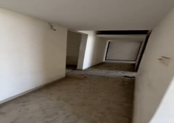 Room in 3 BHK Apartment at Assotech The Nest, Sain Vihar – for Sale