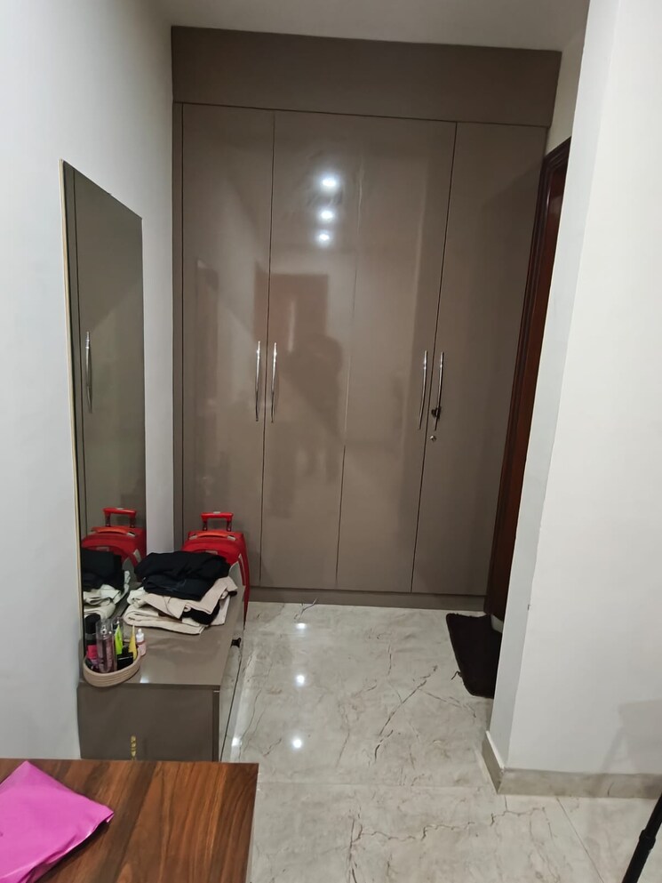 Bathroom, shree-vardhman-green-court 2 Bedroom 690 Sq.Ft. Apartment In Sector 90 Gurgaon 9124255