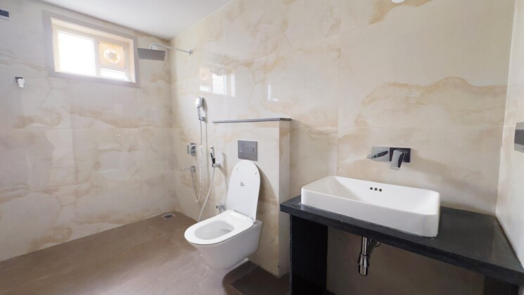 Bathroom, banjara hills 4 Bedroom 3834 Sq.Ft. Apartment In Banjara Hills Hyderabad 9124244