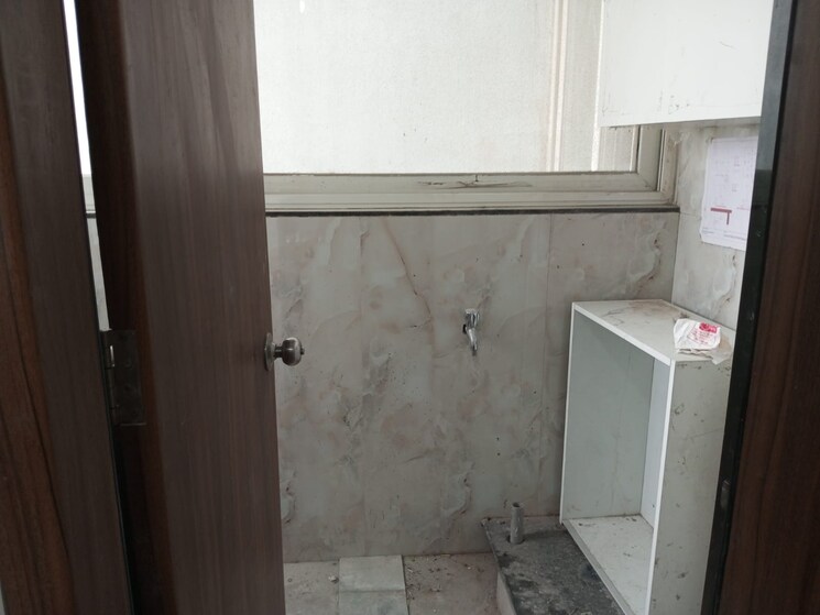 Bathroom, gagan-signet 2 Bedroom 864 Sq.Ft. Apartment In Gultekdi Pune 9124228