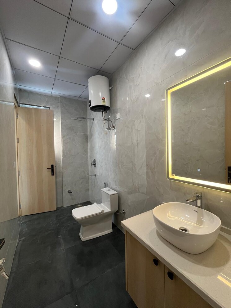 Bathroom, dlf-garden-city-plots-i 3 Bedroom 1540 Sq.Ft. Builder Floor In Sector 91 Gurgaon 9124330