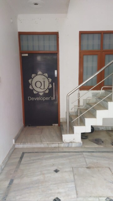 Staircase in 2 BHK Independent House at Gomti Nagar – for Rent