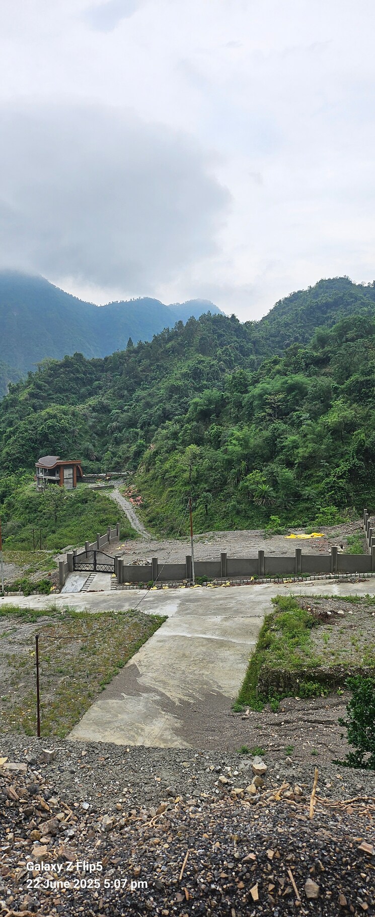 Garden, sahastradhara  435 Sq.Yd. Plot In Sahastradhara Dehradun 9124331