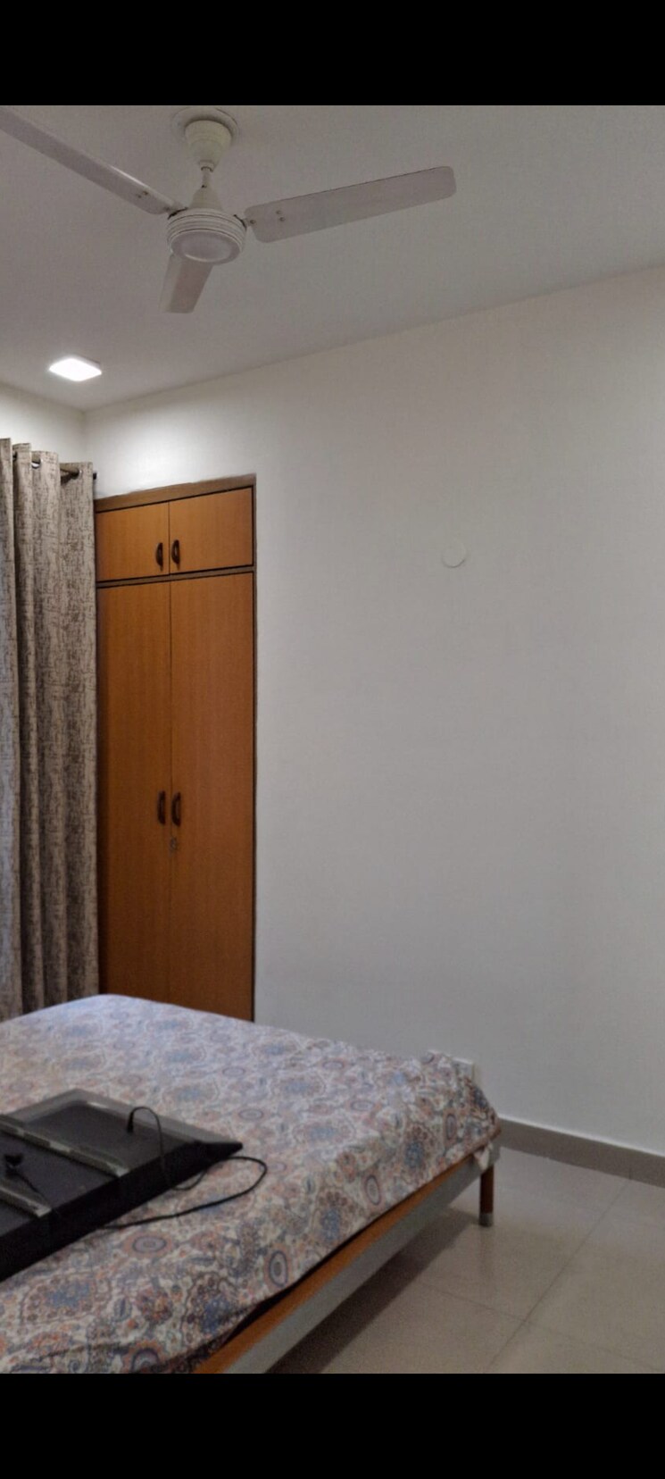 Room, dlf-regency-park-ii 3 Bedroom 1550 Sq.Ft. Apartment In Sector 27 Gurgaon 9124356