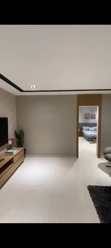 Room in 3 BHK Apartment at Ruparel Vivanza, Byculla – for Sale