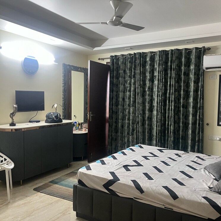 Bedroom, ss-mayfield-gardens 4 Bedroom 360 Sq.Yd. Builder Floor In Mayfield Garden Gurgaon 9124396