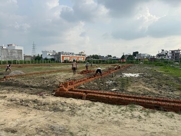  Plot – Exterior View View at Jankipuram Extension - for Sale
