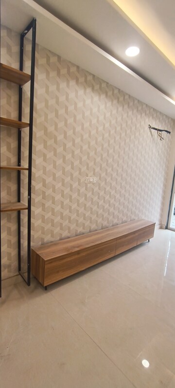Room in 4 BHK Builder Floor at Sector 85 – for Sale