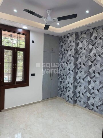 Room in 2.5 BHK Builder Floor at Bhai Randhir Singh Nagar – for Rent