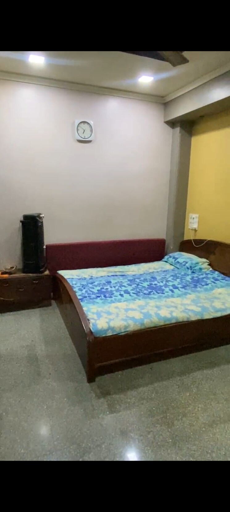Bedroom, ready-money-building 2 Bedroom 650 Sq.Ft. Apartment In Madanpura Mumbai 9113776