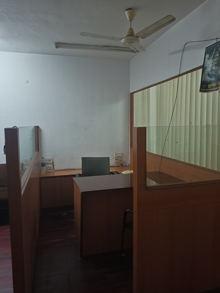 Kitchen, nanpura Commercial Office Space 400 Sq.Ft. In Nanpura Surat 9124520