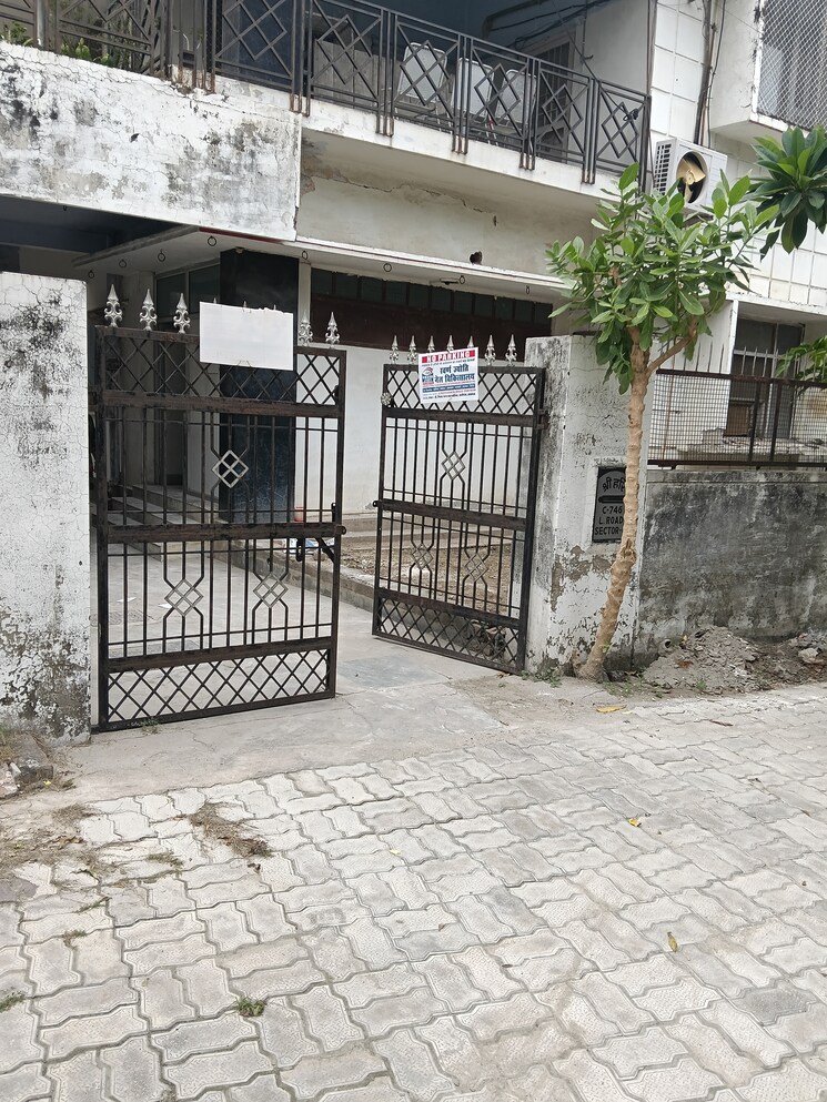 Exterior View, mahanagar Commercial Office Space 1800 Sq.Ft. In Mahanagar Lucknow 9124531