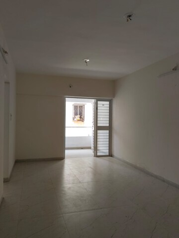 Room in 2 BHK Apartment at Rupali CHS Kothrud, Kothrud – for Sale