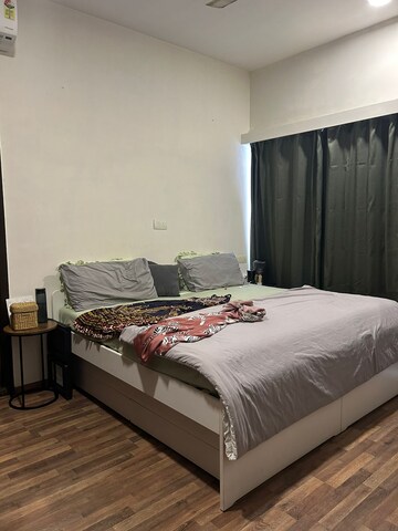 Bedroom in 2 BHK Apartment at Ariisto Sapphire, Santacruz West – for Sale