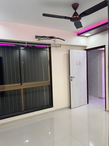 2 BHK Apartment For Rent in Akshat Building, Borivali West