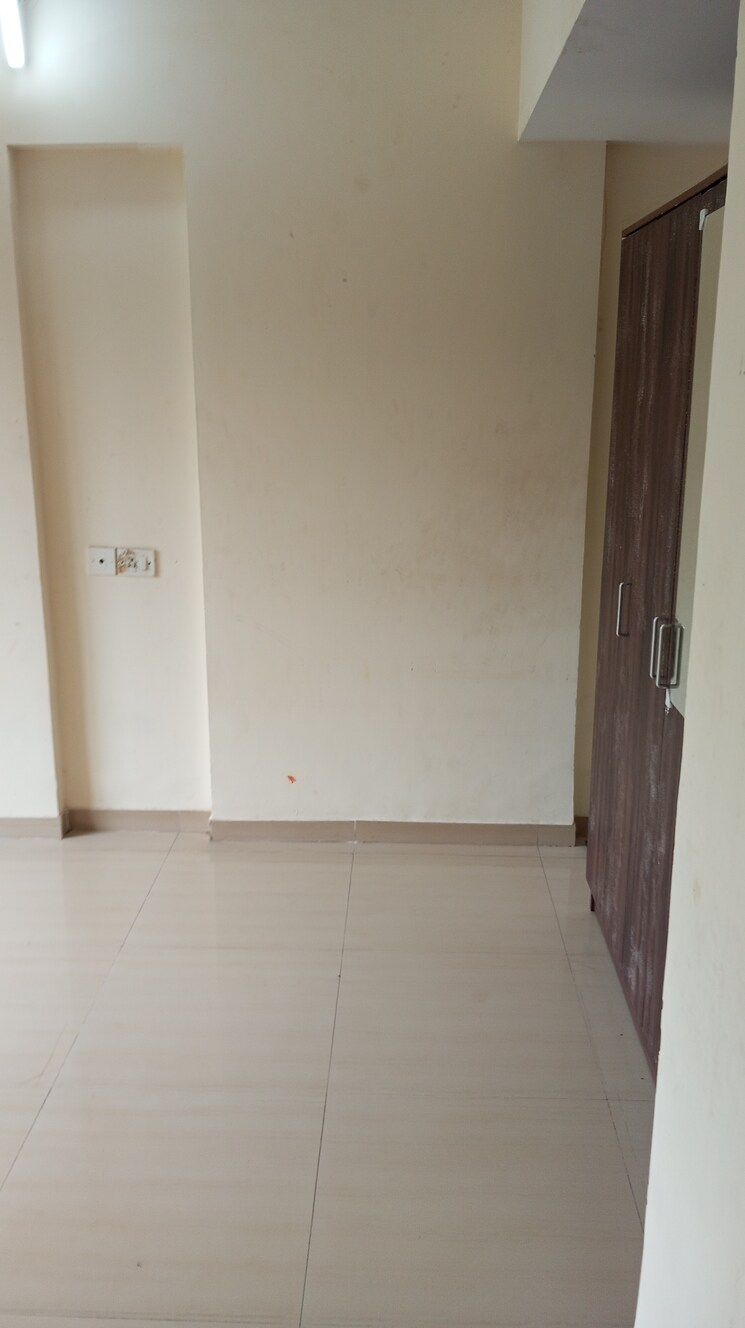 Room, unnathi-woods-phase-1-and-2 2 Bedroom 1005 Sq.Ft. Apartment In Ghodbunder Road Thane 9124577
