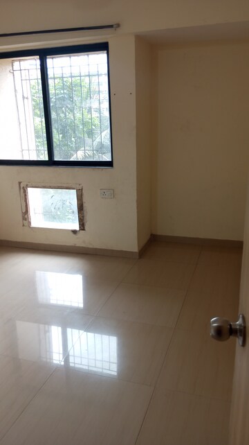 2 BHK Apartment For Rent in Unnathi Woods Phase 1 And 2, Ghodbunder Road