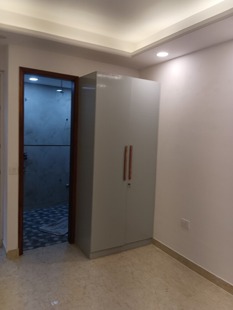 Other, chattarpur 4 Bedroom 160 Sq.Yd. Builder Floor In Chattarpur Delhi 9124617