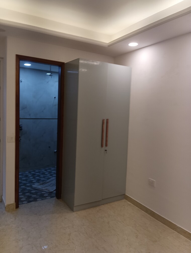 Other, chattarpur 4 Bedroom 160 Sq.Yd. Builder Floor In Chattarpur Delhi 9124617