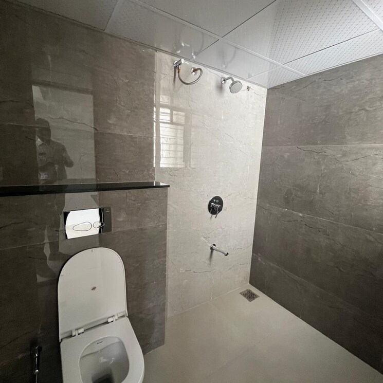 Attached Bathroom, nivedita-apartment-rambaug-colony 3 Bedroom 1508 Sq.Ft. Apartment In Rambaug Colony Pune 9124613