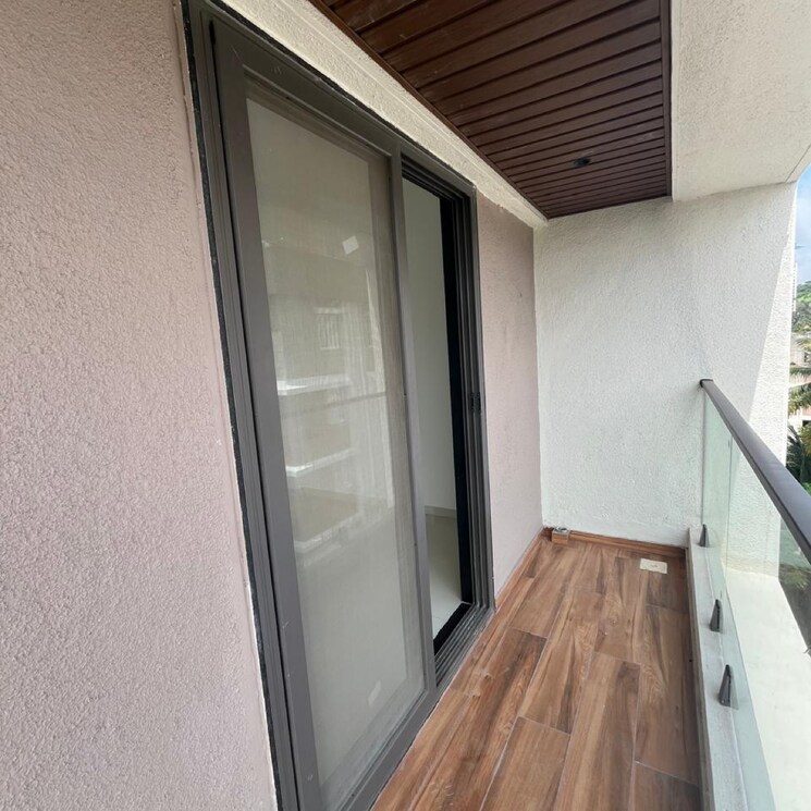 Balcony, nivedita-apartment-rambaug-colony 3 Bedroom 1508 Sq.Ft. Apartment In Rambaug Colony Pune 9124613