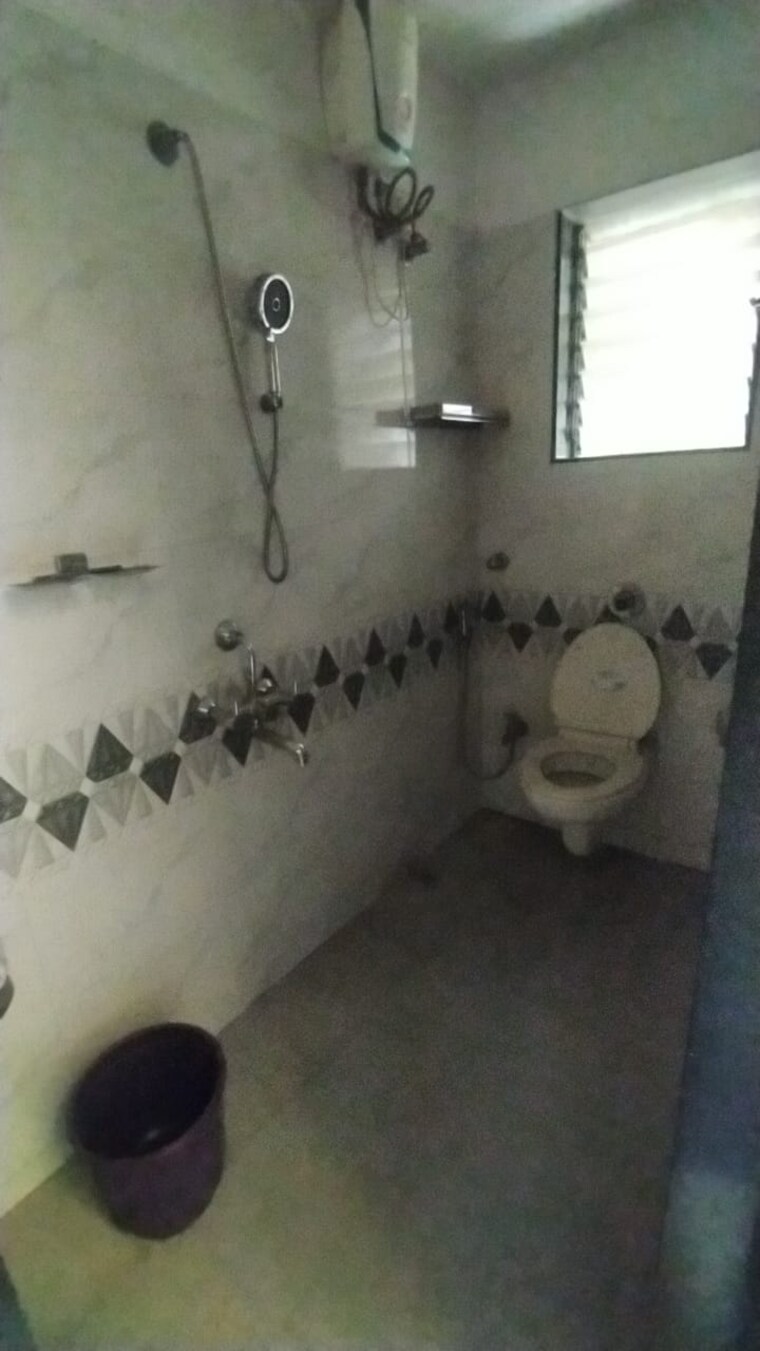 Bathroom, sudarshan-sky-garden 1 Bedroom 500 Sq.Ft. Apartment In Ghodbunder Road Thane 9124615