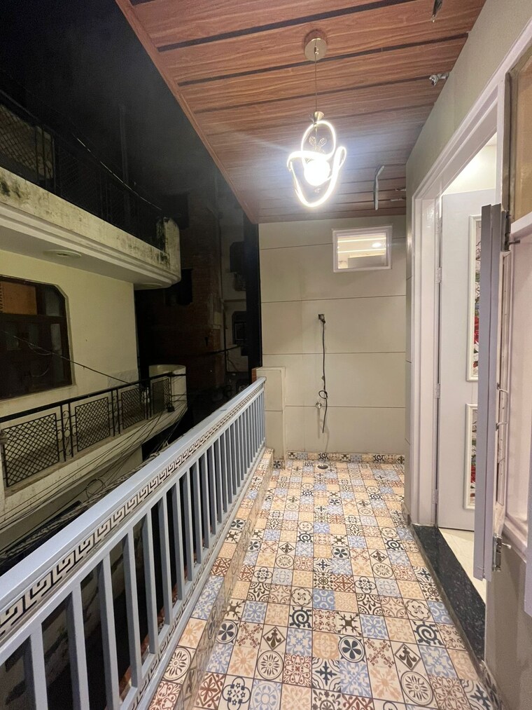 Balcony, dwarka mor 3 Bedroom 900 Sq.Ft. Apartment In Dwarka Mor Delhi 9124610