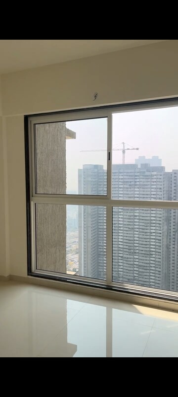 Room in 2 BHK Apartment at Runwal Nirvana, Parel – for Sale
