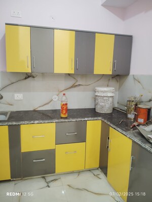 Team Area in 3 BHK Builder Floor at Chandrabani – for Sale