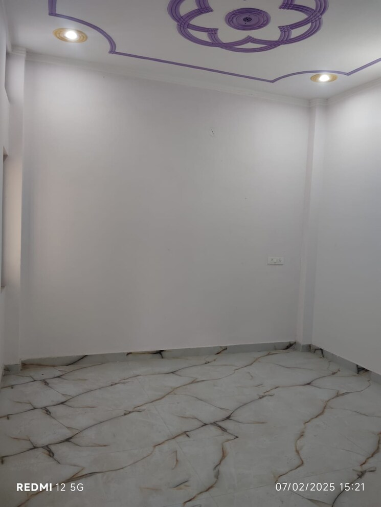 Room, chandrabani 3 Bedroom 70 Sq.Yd. Builder Floor In Chandrabani Dehradun 9124623