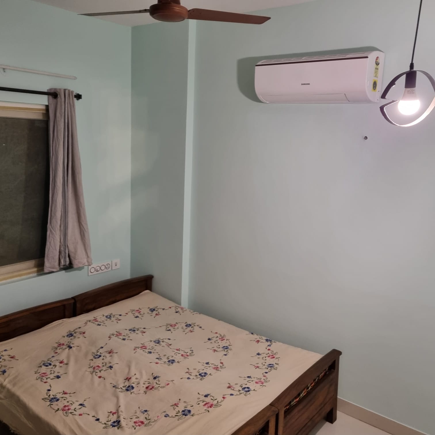 3 BHK + Servant Room Apartment For Rent in Lahari Harivillu