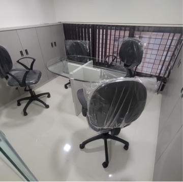 Team Area in  Office Space at Link Plaza, Mhada Colony – for Rent