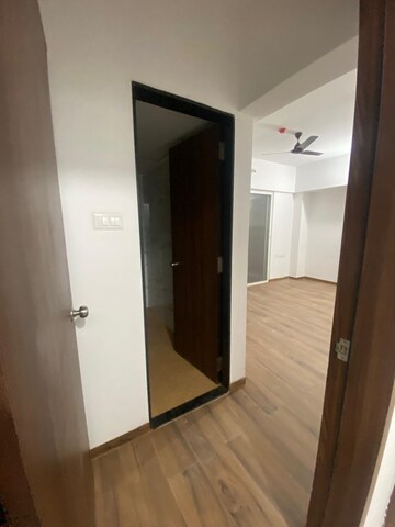 Room in 2 BHK Apartment at Krisala 41 Cosmo, Tathawade – for Rent