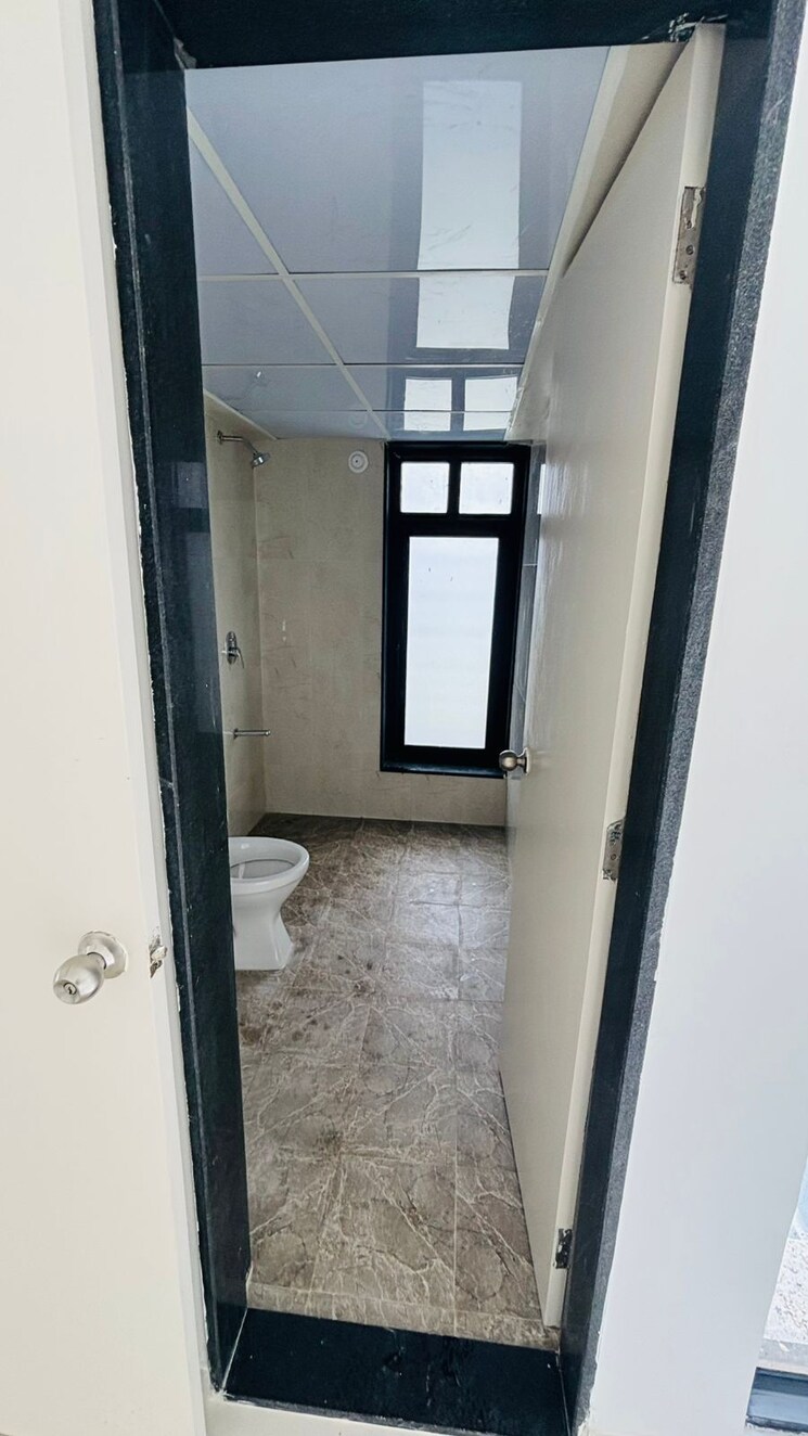 Attached Bathroom, wagholi 2 Bedroom 998 Sq.Ft. Apartment In Wagholi Pune 9124722