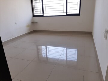 Room in 2 BHK Apartment at Nanded Lalit, Sinhagad Road – for Rent